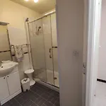 A Avec Climatisation Et Animaux Acceptes - Fr-1-571-53 * Balaruc-les-Bains